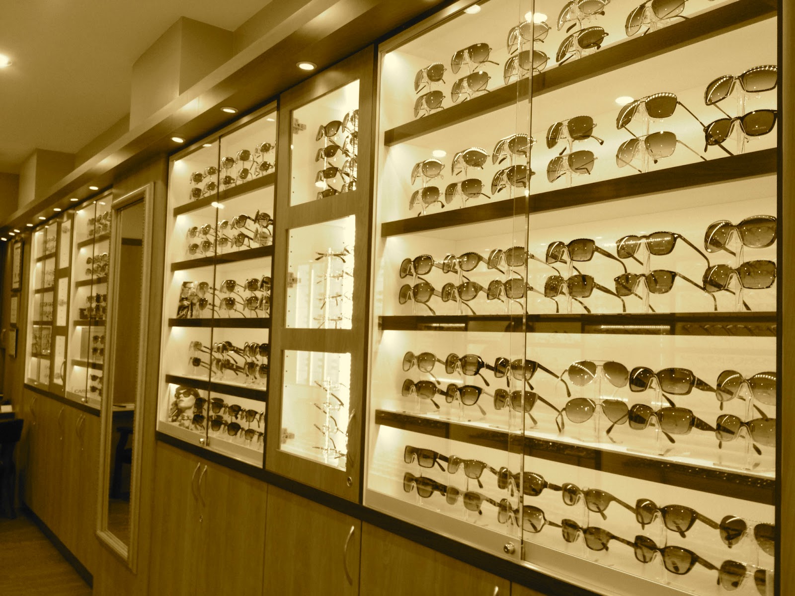 Photo of Elijah Peters Optique in New York City, New York, United States - 1 Picture of Point of interest, Establishment, Store, Health, Jewelry store