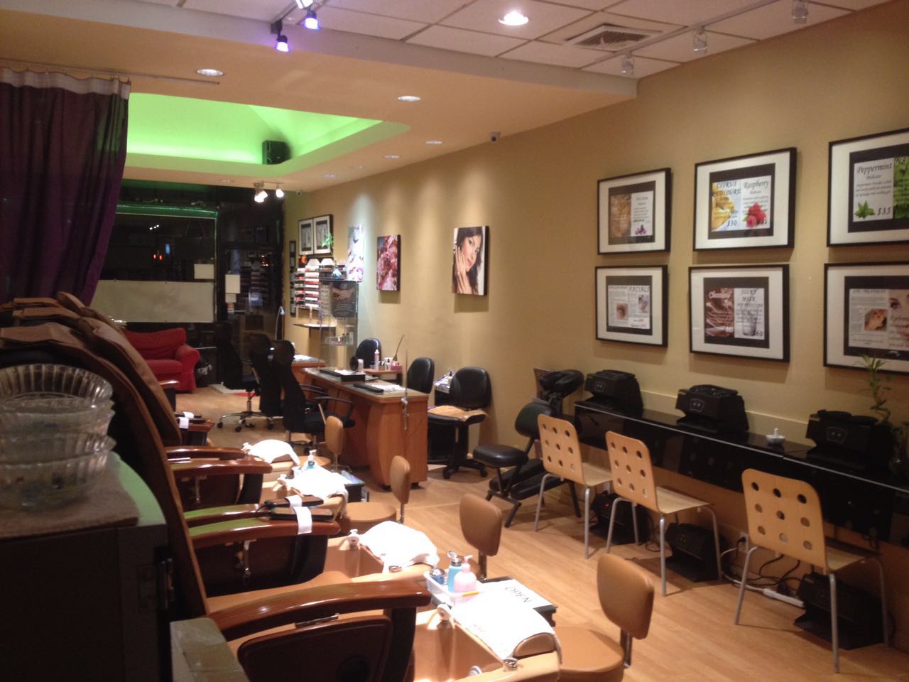 Photo of Fresh Meadows Nail & Spa in Queens City, New York, United States - 2 Picture of Point of interest, Establishment, Beauty salon, Hair care