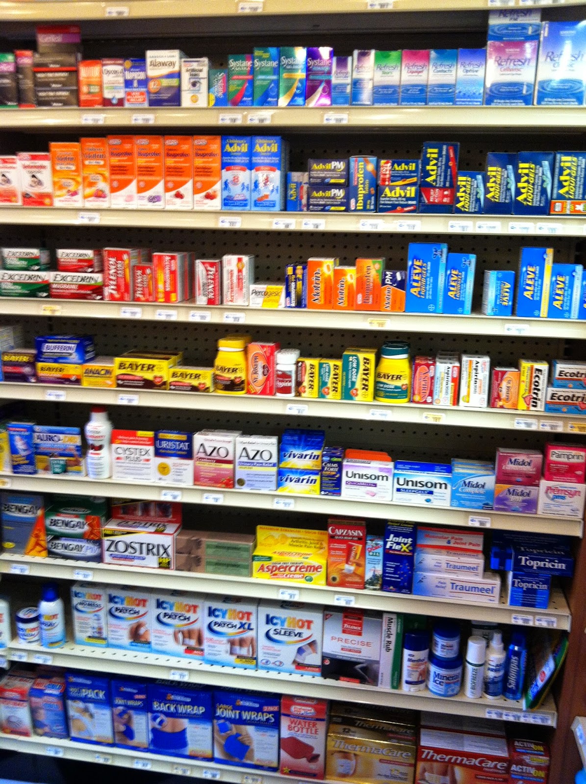 Photo of Roslyn Pharmacy in Roslyn City, New York, United States - 9 Picture of Point of interest, Establishment, Store, Health, Pharmacy