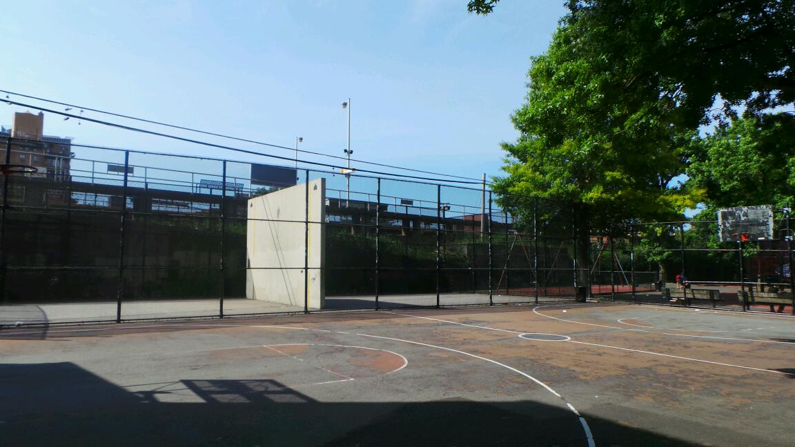 Photo of Bland Playground in Queens City, New York, United States - 1 Picture of Point of interest, Establishment, Park