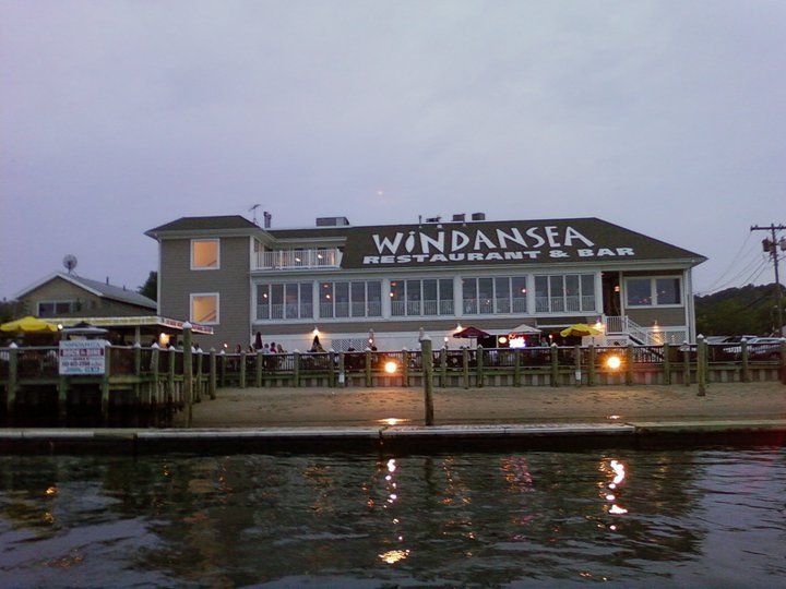 Photo of Windansea in Highlands City, New Jersey, United States - 2 Picture of Restaurant, Food, Point of interest, Establishment, Bar
