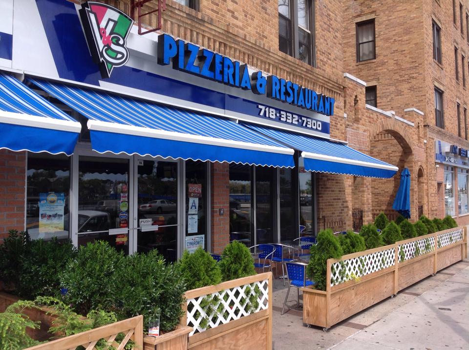 Photo of V & S Pizza in Kings County City, New York, United States - 1 Picture of Restaurant, Food, Point of interest, Establishment, Meal takeaway, Meal delivery