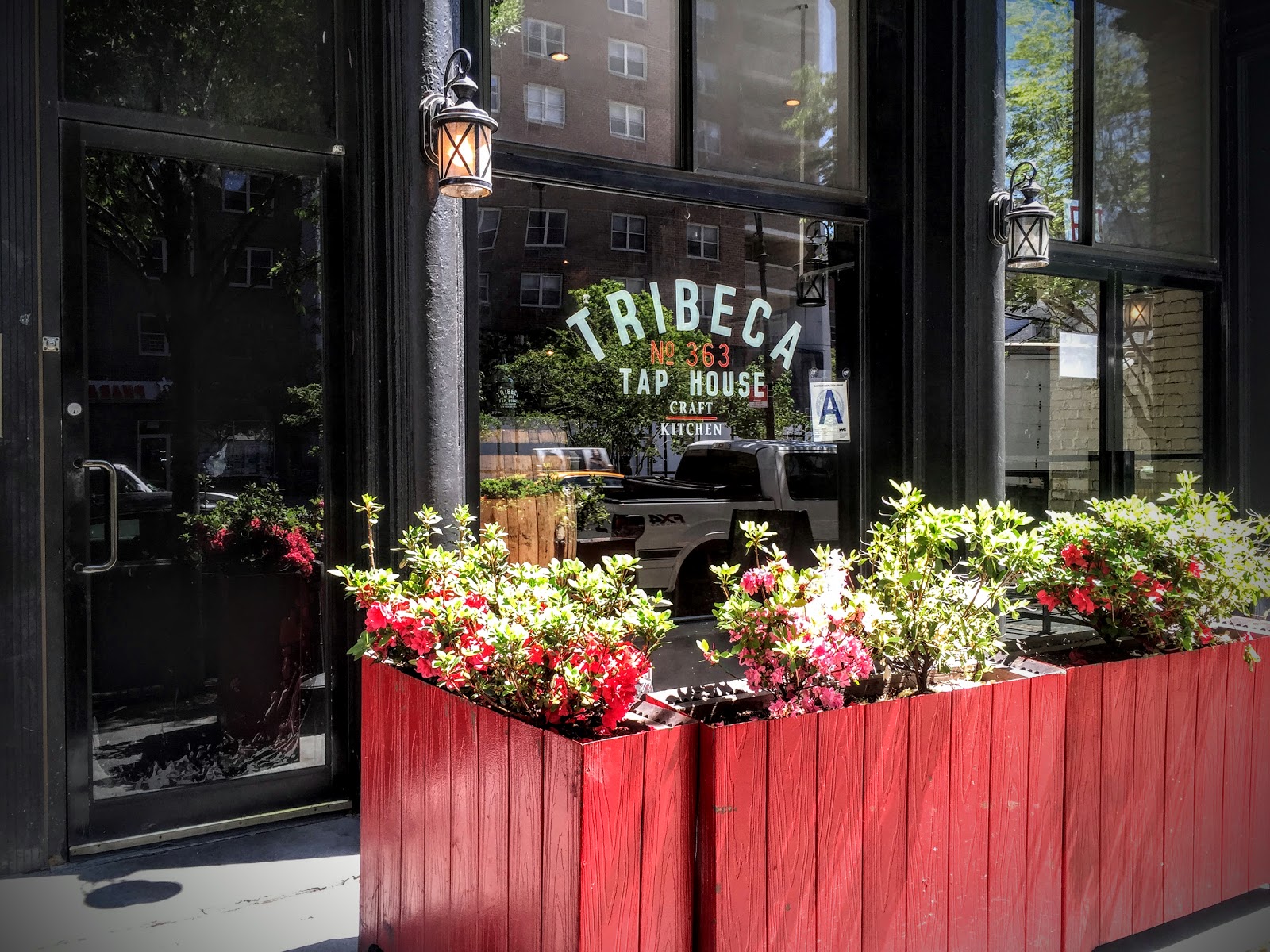Photo of Tribeca Tap House in New York City, New York, United States - 4 Picture of Restaurant, Food, Point of interest, Establishment, Bar