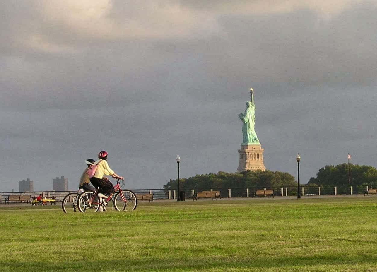 Photo of Liberty State Park Overflow Parking Lot in Jersey City, New Jersey, United States - 1 Picture of Point of interest, Establishment, Parking