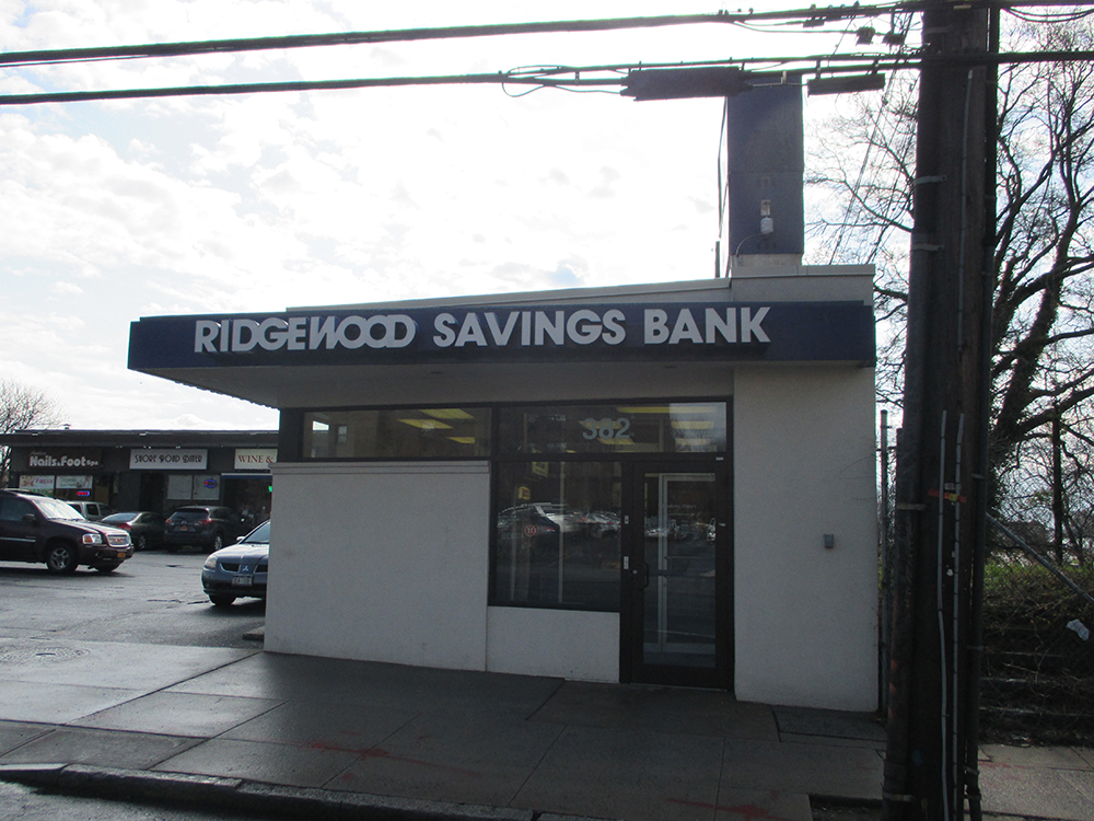 Photo of Ridgewood Savings Bank in New Rochelle City, New York, United States - 1 Picture of Point of interest, Establishment, Finance, Atm, Bank