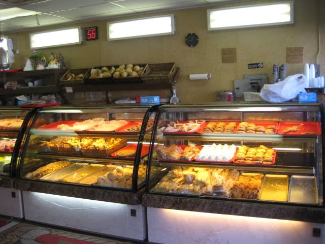 Photo of La Gran Via Bakery in Union City, New Jersey, United States - 4 Picture of Food, Point of interest, Establishment, Store, Bakery