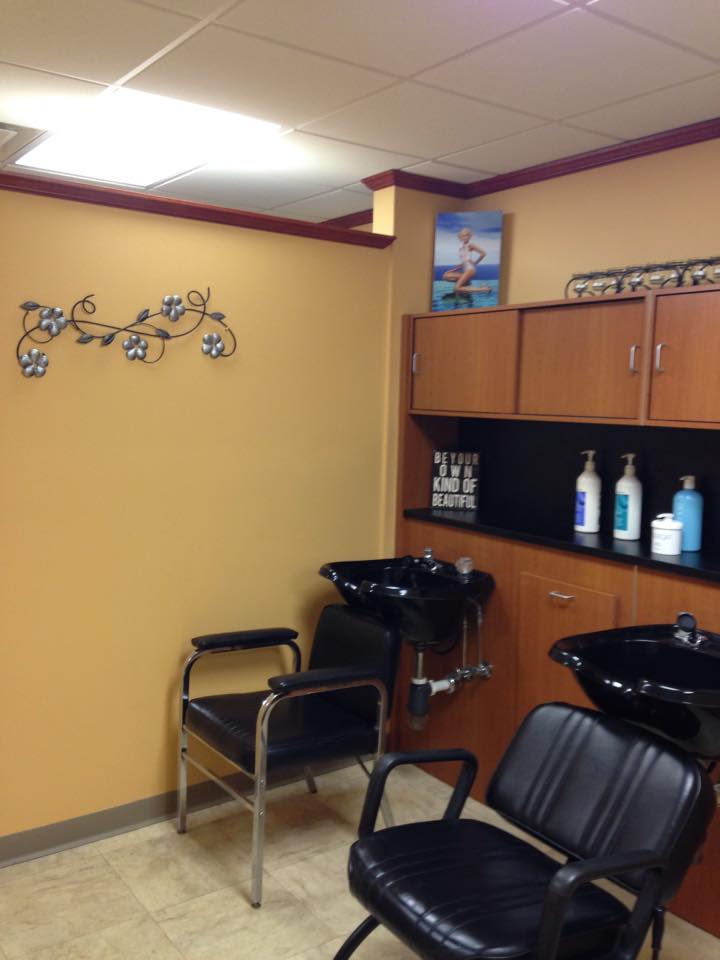 Photo of Pretty Cut & Dry Salon in Pequannock Township City, New Jersey, United States - 7 Picture of Point of interest, Establishment, Hair care