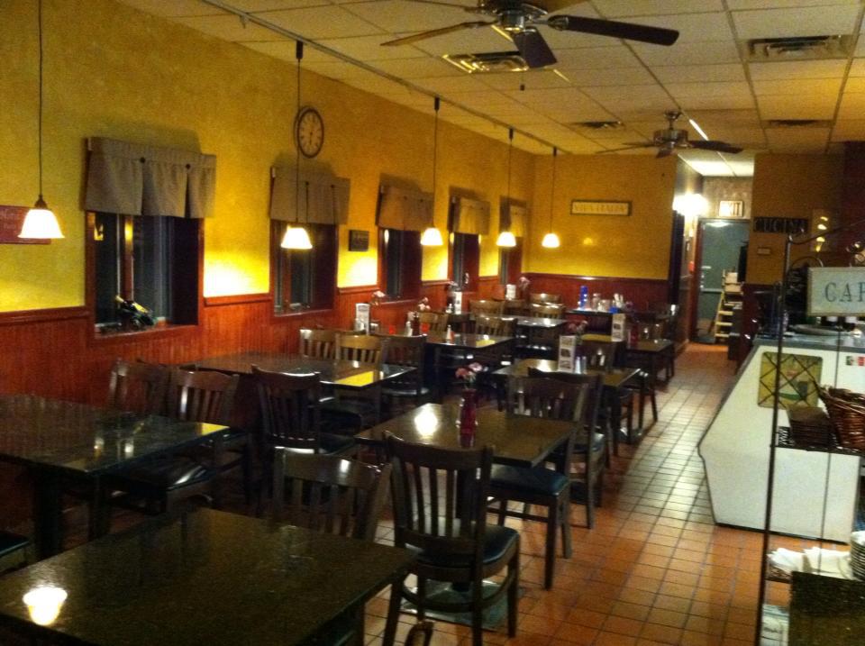Photo of Sal's Gourmet Pizza in Yonkers City, New York, United States - 2 Picture of Restaurant, Food, Point of interest, Establishment, Meal takeaway, Meal delivery
