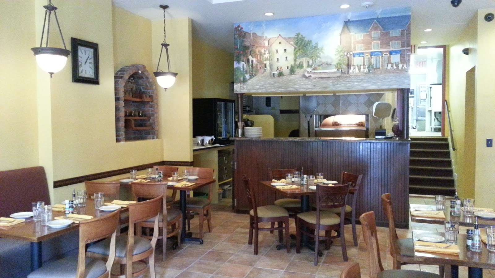 Photo of La Rotonda in Great Neck City, New York, United States - 1 Picture of Restaurant, Food, Point of interest, Establishment