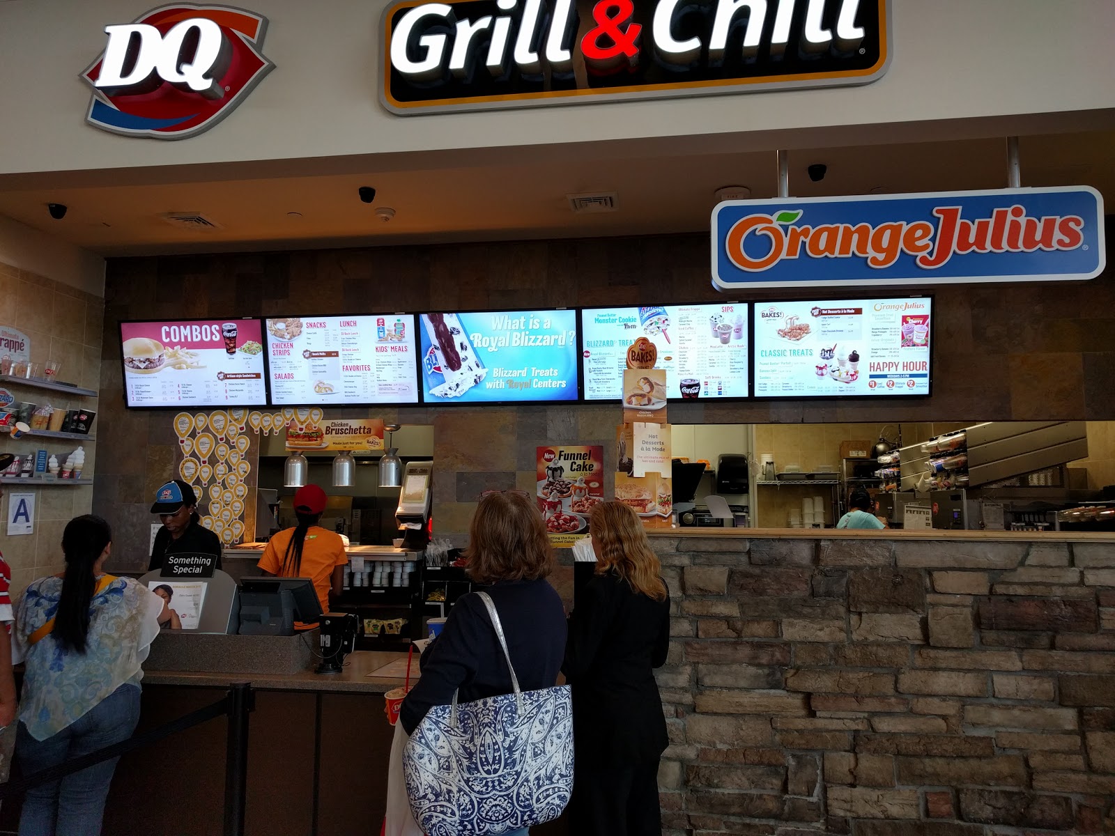 Photo of DQ Grill & Chill in Bronx City, New York, United States - 1 Picture of Restaurant, Food, Point of interest, Establishment