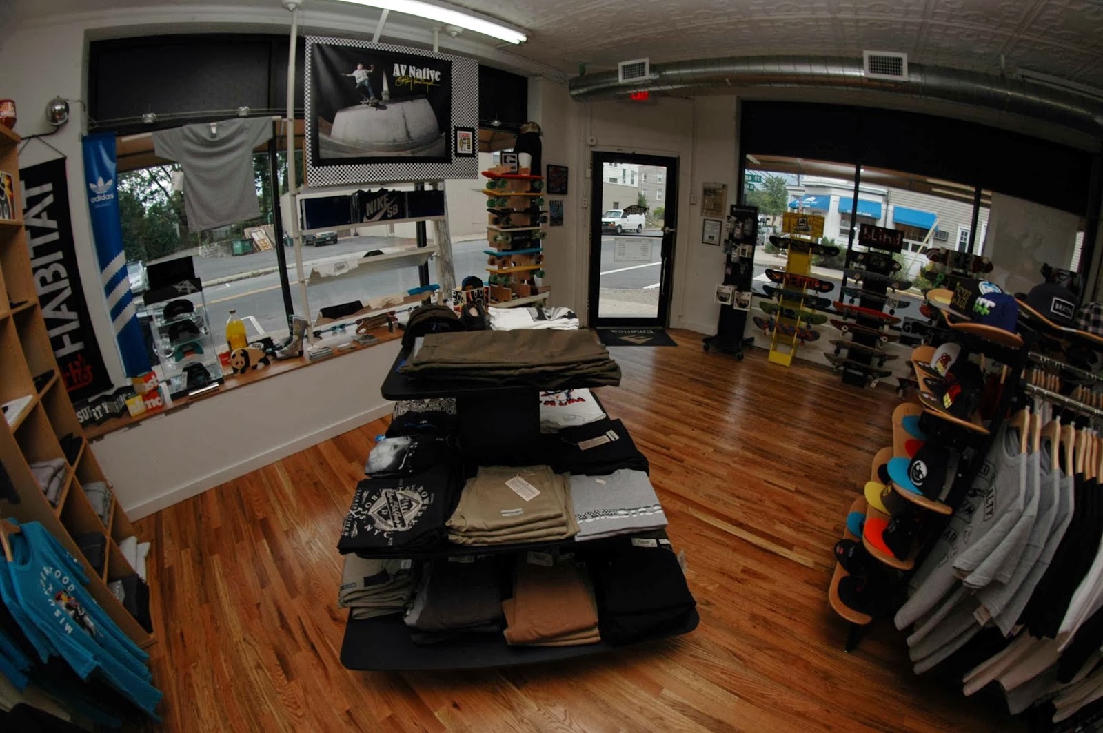 Photo of Underground Skate Shop in Nutley City, New Jersey, United States - 2 Picture of Point of interest, Establishment, Store, Clothing store