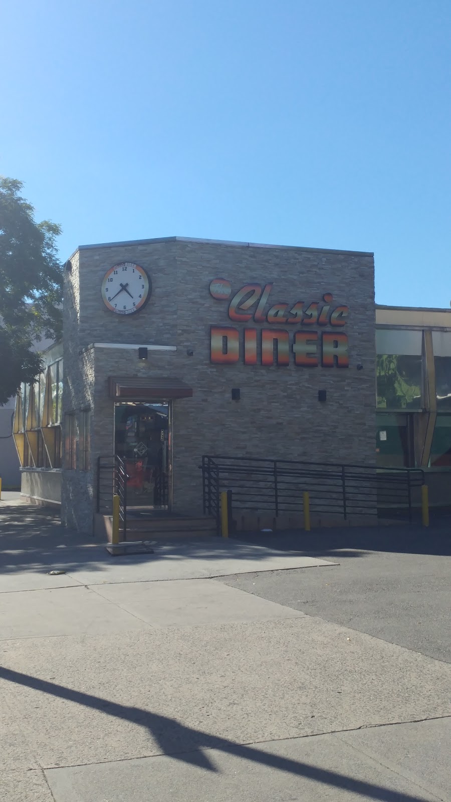 Photo of The Classic Diner in Queens City, New York, United States - 5 Picture of Restaurant, Food, Point of interest, Establishment