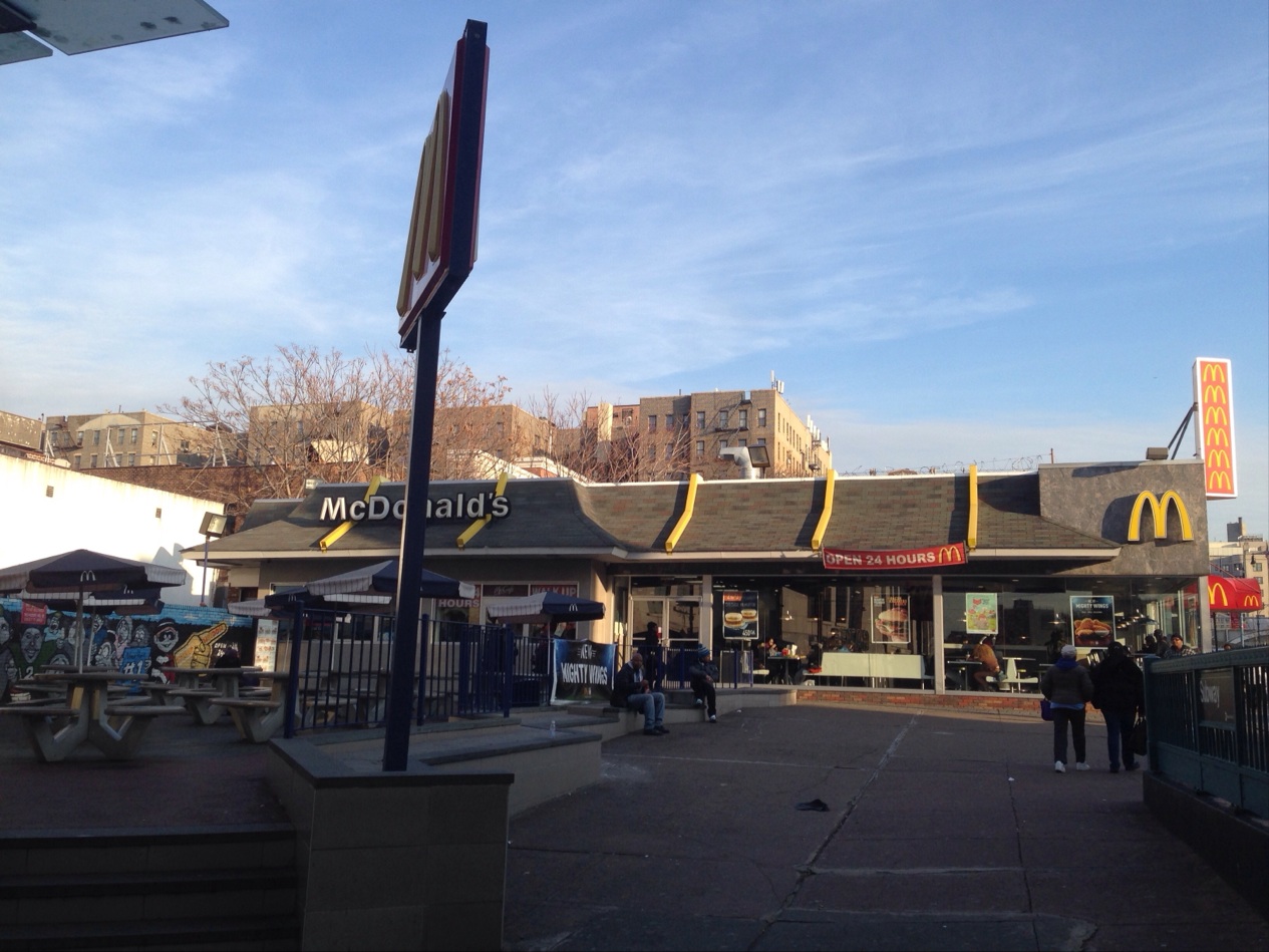 Photo of McDonald's in Bronx City, New York, United States - 1 Picture of Restaurant, Food, Point of interest, Establishment