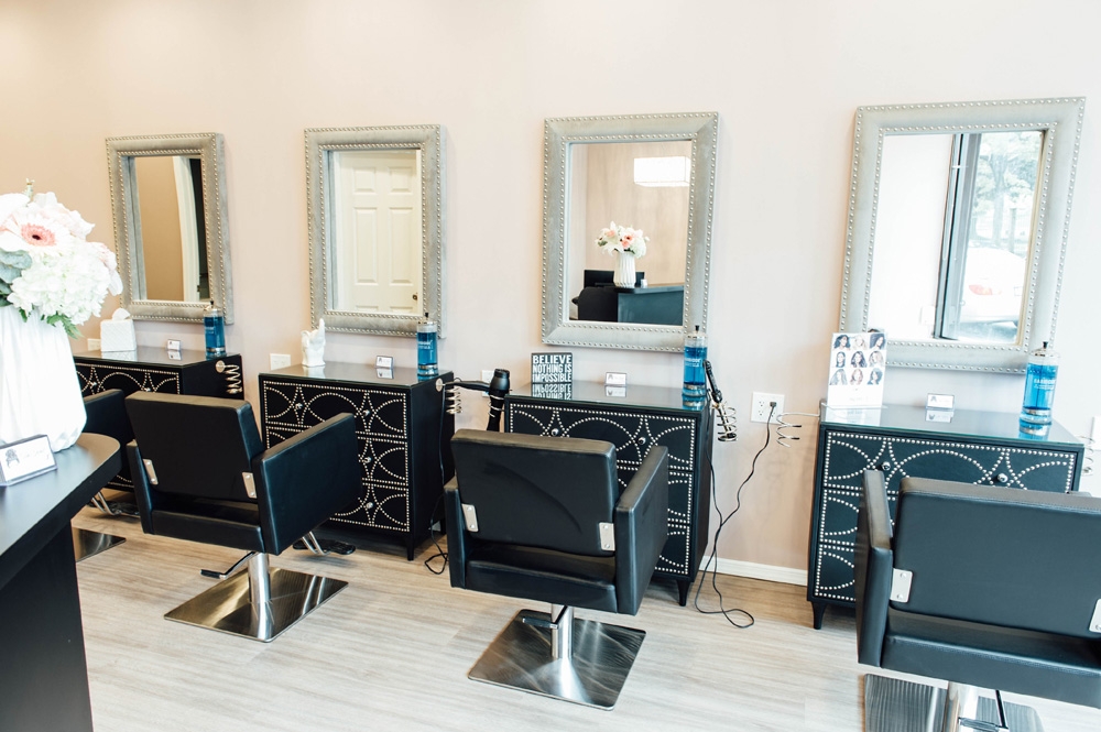 Photo of The Top Knot Salon in Middle Village City, New York, United States - 2 Picture of Point of interest, Establishment, Hair care