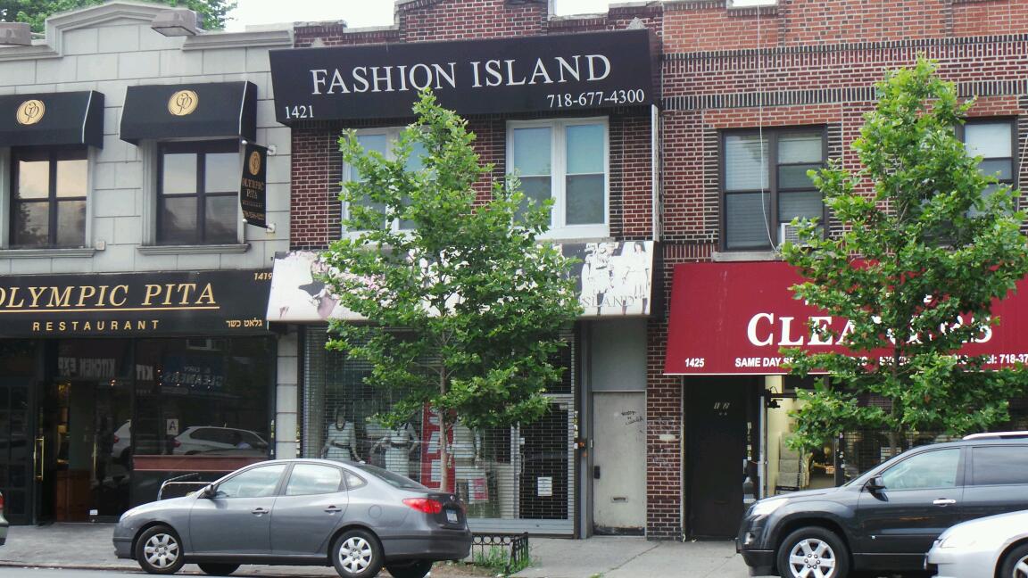 Photo of Fashion Island in Kings County City, New York, United States - 2 Picture of Point of interest, Establishment, Store, Clothing store