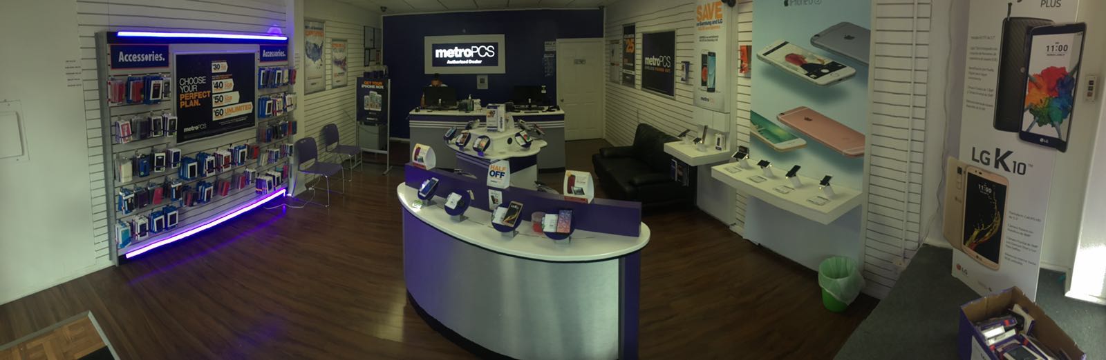 Photo of Authorized MetroPCS Dealer in Bronx City, New York, United States - 2 Picture of Point of interest, Establishment, Store