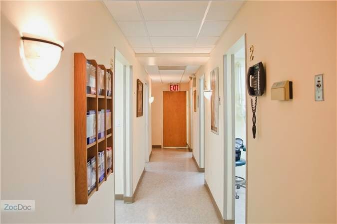 Photo of Pelham Parkway Dental Associates: Teicher Stuart DDS in Bronx City, New York, United States - 3 Picture of Point of interest, Establishment, Health, Dentist