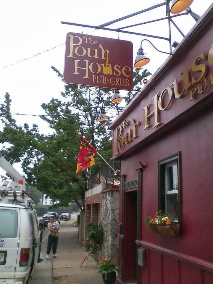 Photo of Pour House Pub & Grub in West Orange City, New Jersey, United States - 2 Picture of Restaurant, Food, Point of interest, Establishment, Bar