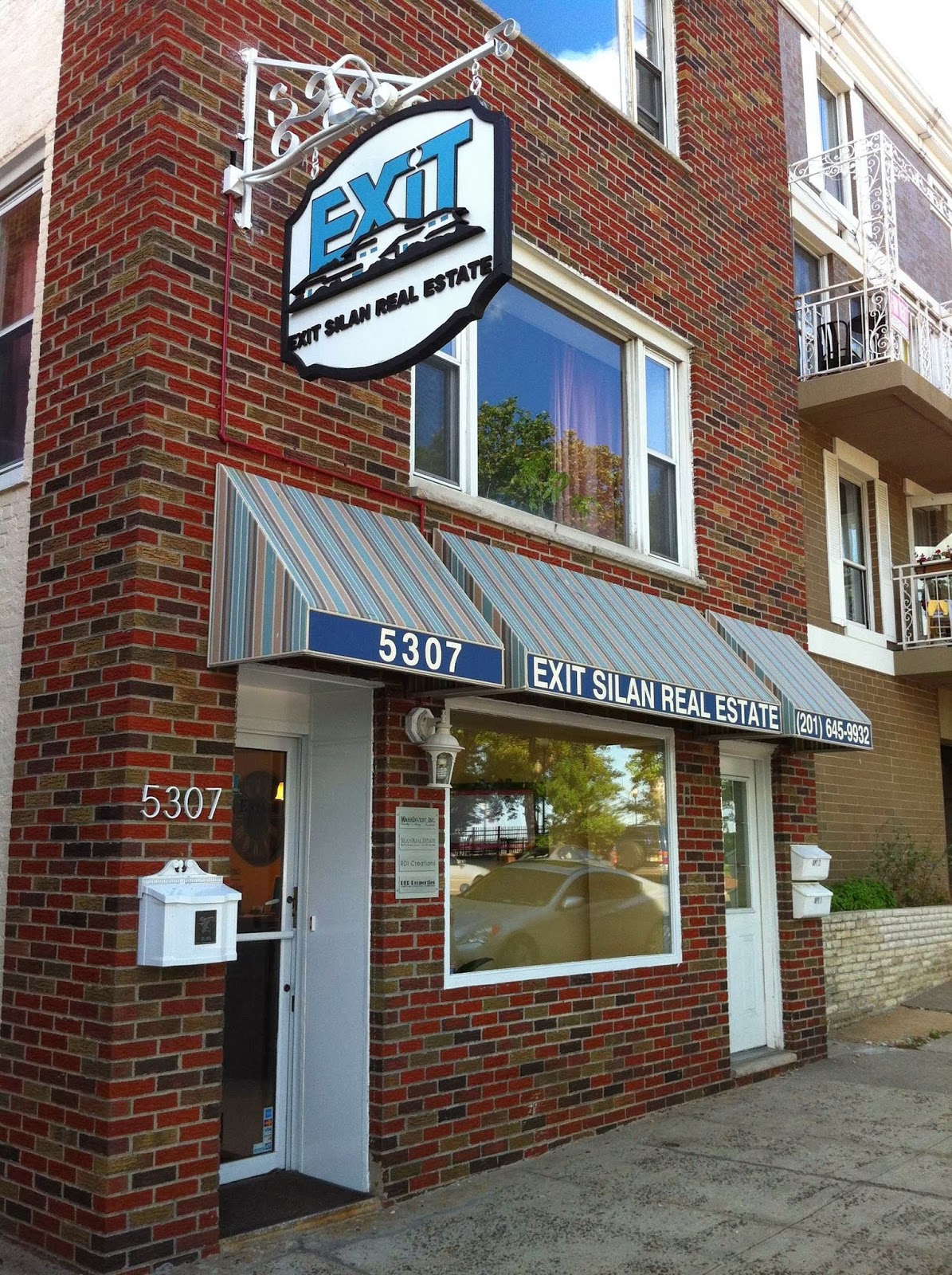 Photo of EXiT Silan Real Estate in Edgewater City, New Jersey, United States - 1 Picture of Point of interest, Establishment, Real estate agency