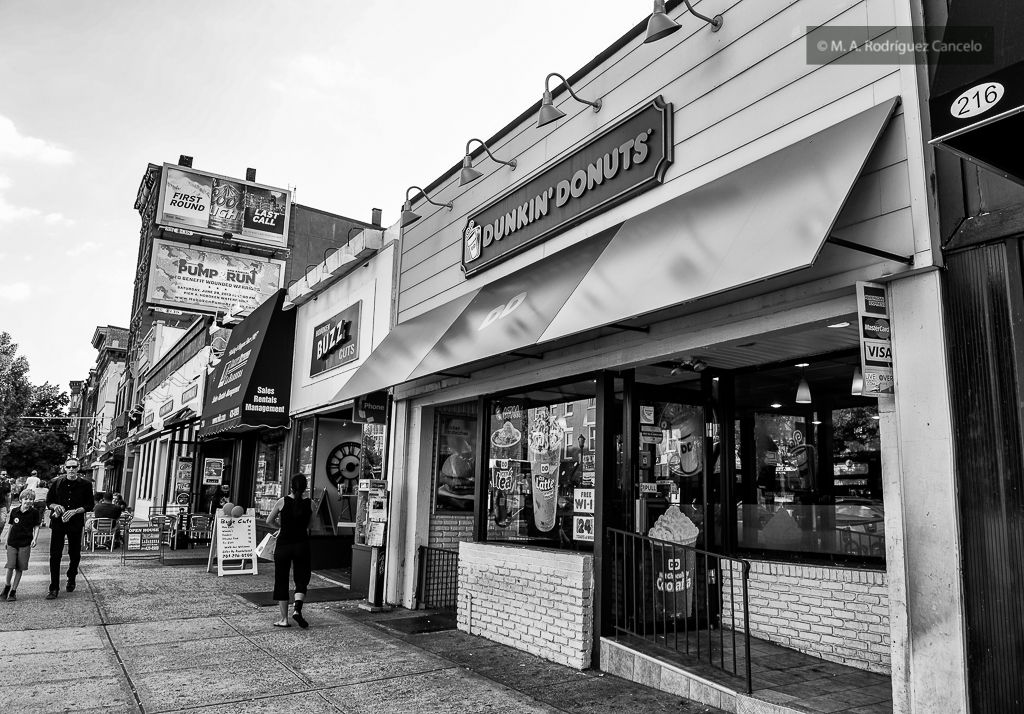 Photo of Dunkin' Donuts in Hoboken City, New Jersey, United States - 1 Picture of Restaurant, Food, Point of interest, Establishment, Store, Cafe, Bar, Bakery