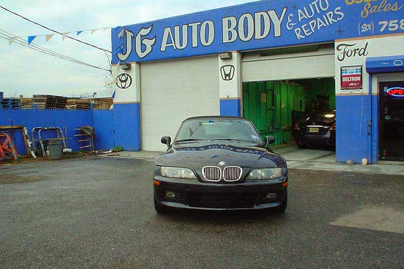 Photo of J G Autobody in North Bergen City, New Jersey, United States - 2 Picture of Point of interest, Establishment, Car repair