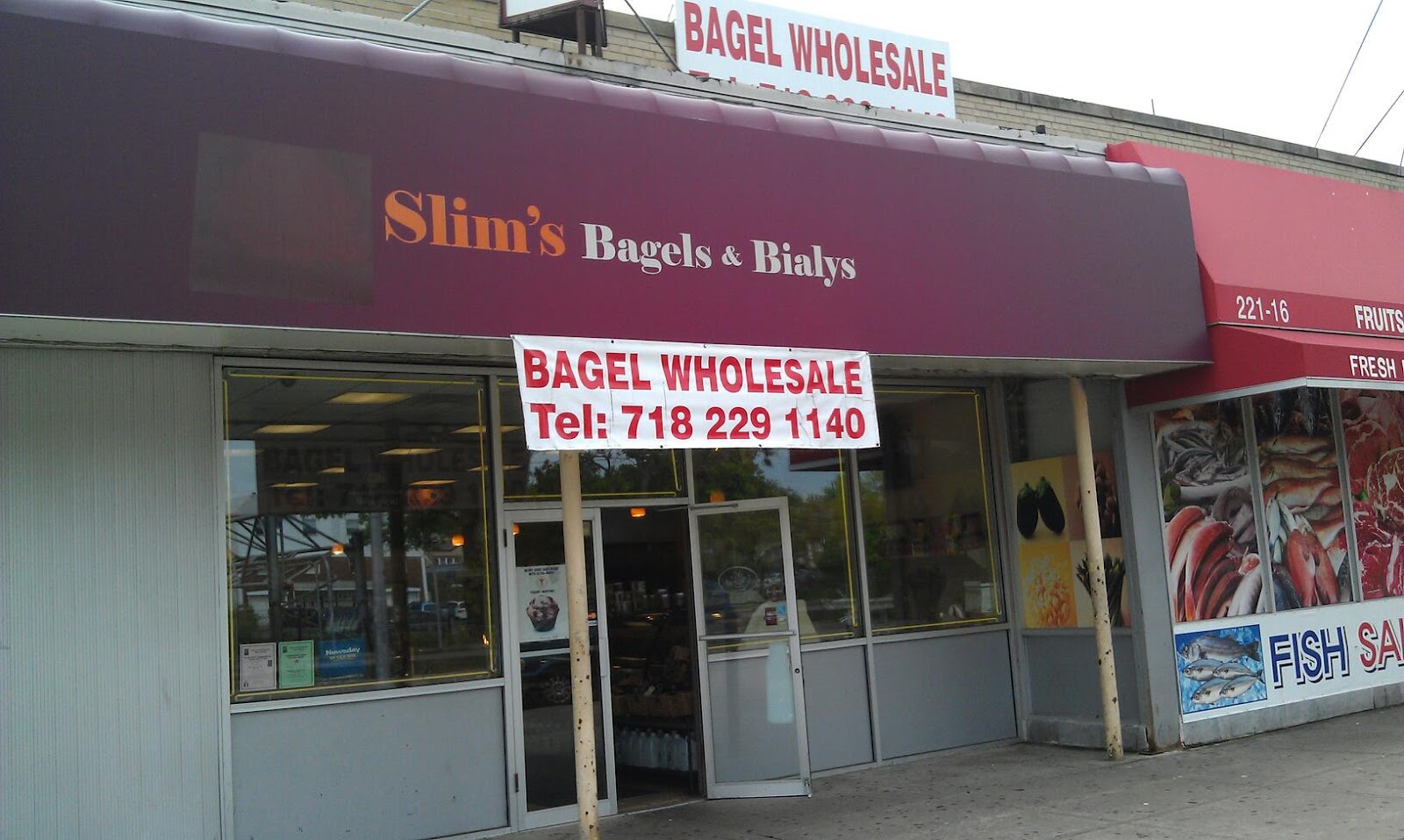 Photo of Slim’s Bagels & Bialys in Oakland Garden City, New York, United States - 1 Picture of Food, Point of interest, Establishment, Store, Bakery