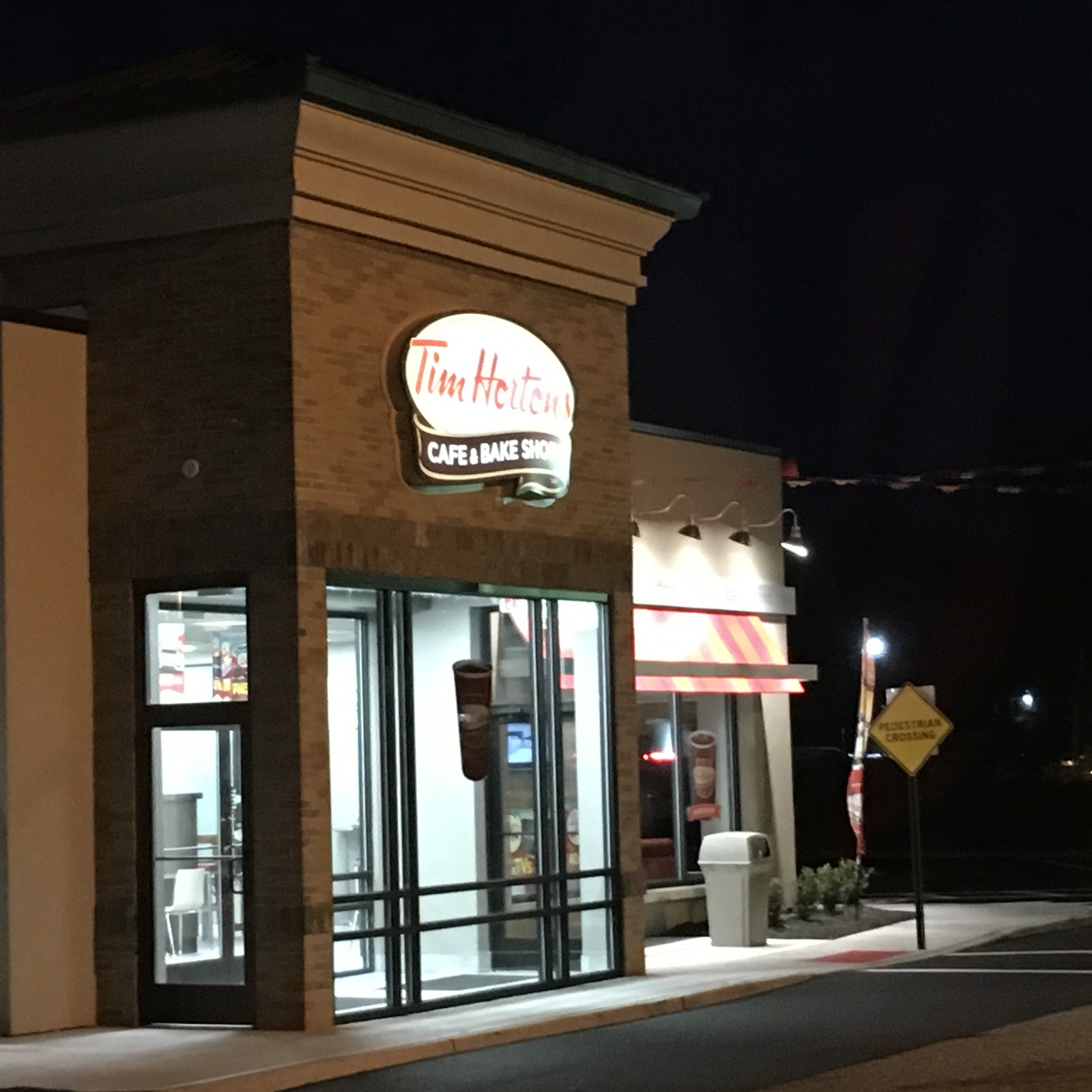 Photo of Tim Hortons in Hazlet City, New Jersey, United States - 5 Picture of Restaurant, Food, Point of interest, Establishment, Store, Cafe, Bakery