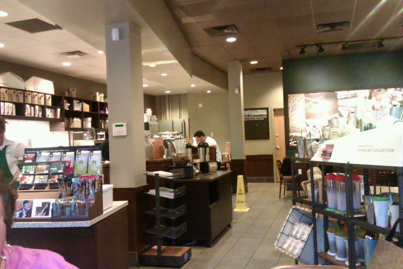 Photo of Starbucks in Yonkers City, New York, United States - 1 Picture of Food, Point of interest, Establishment, Store, Cafe