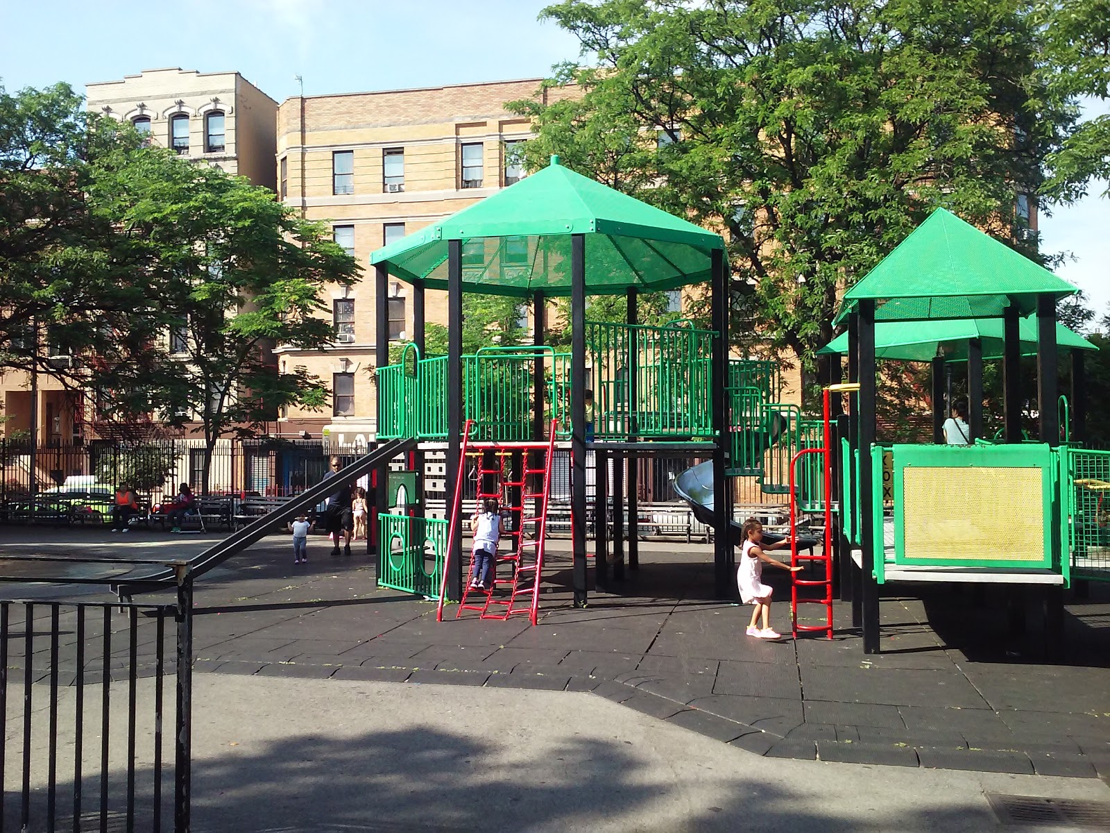 Photo of Courtney Callender Playground in New York City, New York, United States - 5 Picture of Point of interest, Establishment, Park