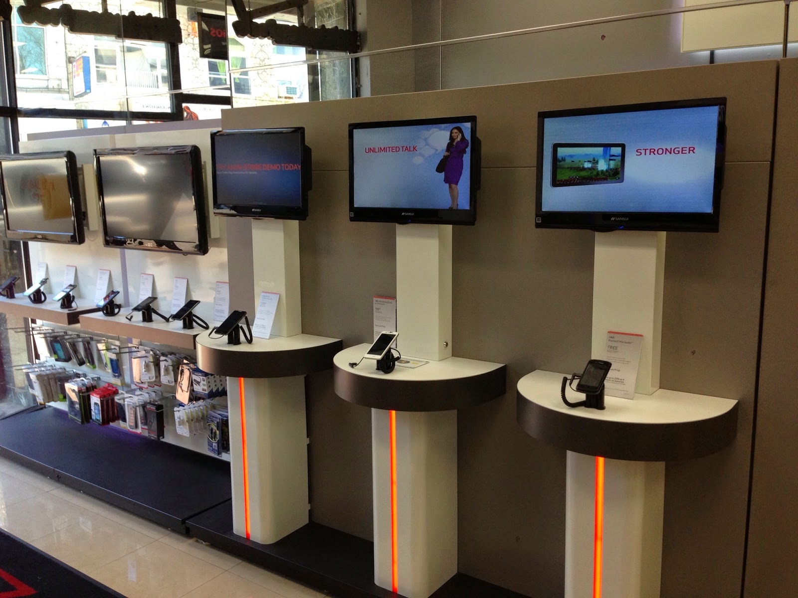 Photo of Paging Zone - Verizon Wireless Premium Retailer in Brooklyn City, New York, United States - 10 Picture of Point of interest, Establishment, Store