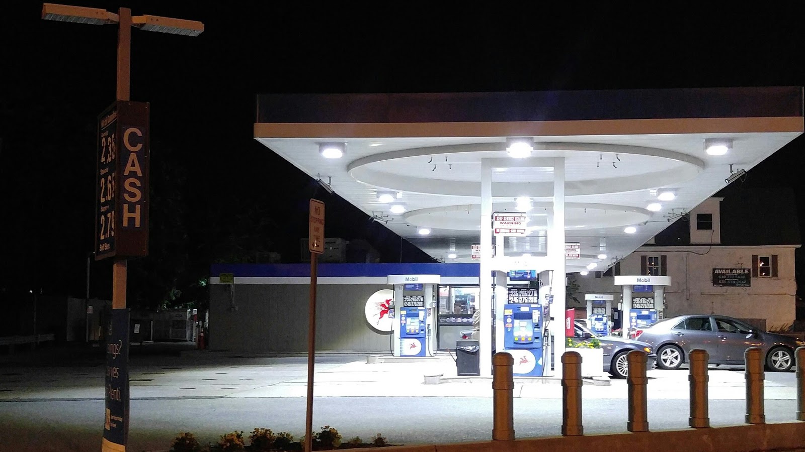 Photo of Mobil in Glen Cove City, New York, United States - 1 Picture of Point of interest, Establishment, Gas station