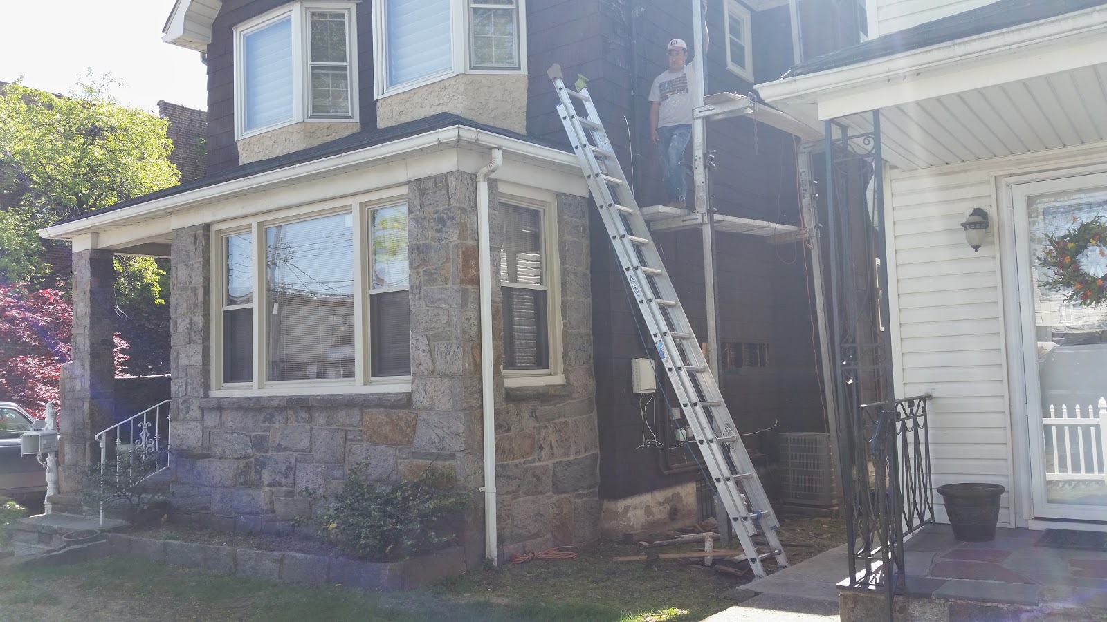 Photo of GSE Contracting Services - Home Improvement - Roofing - Siding - Spray Foam in Staten Island City, New York, United States - 3 Picture of Point of interest, Establishment, Store, Home goods store, General contractor, Roofing contractor