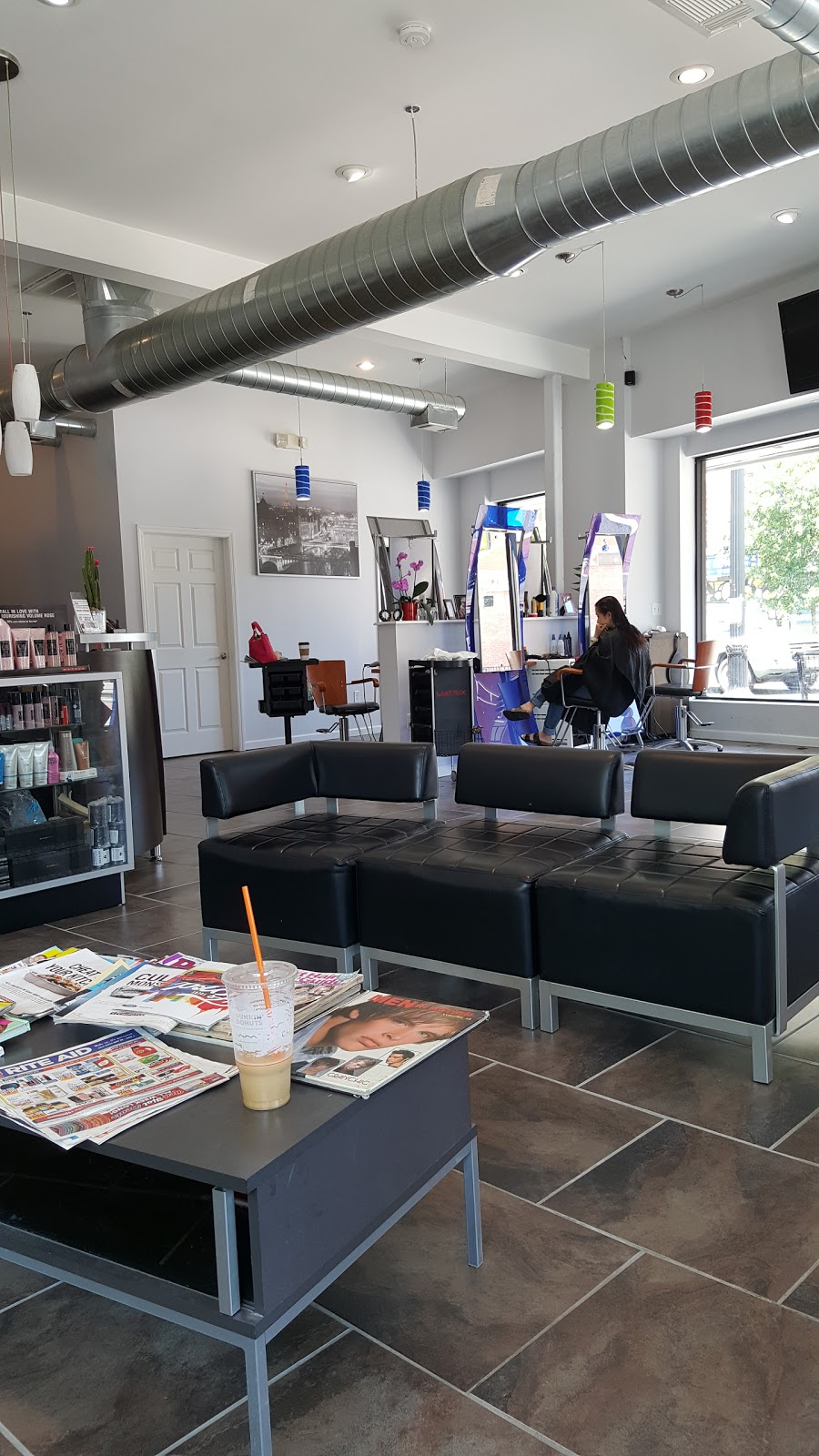 Photo of Studio 17 Beauty Salon in Jersey City, New Jersey, United States - 2 Picture of Point of interest, Establishment, Beauty salon