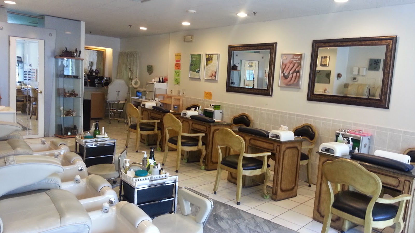 Photo of Ambrose Nails in Essex County City, New Jersey, United States - 2 Picture of Point of interest, Establishment, Beauty salon, Hair care