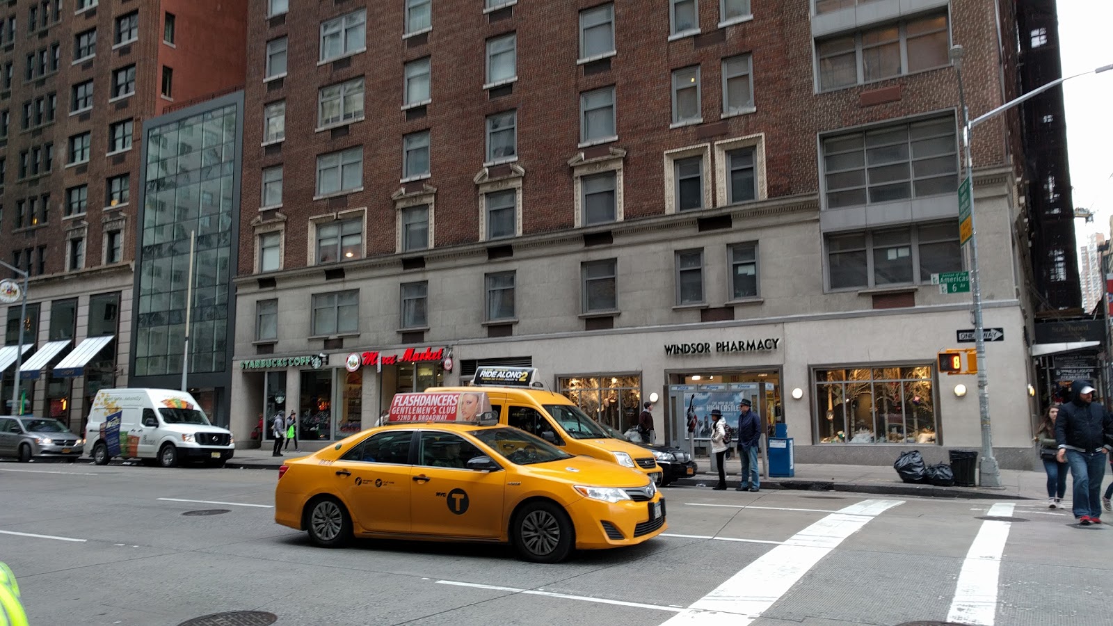 Photo of STARBUCKS COFFEE in New York City, New York, United States - 2 Picture of Food, Point of interest, Establishment, Store, Cafe