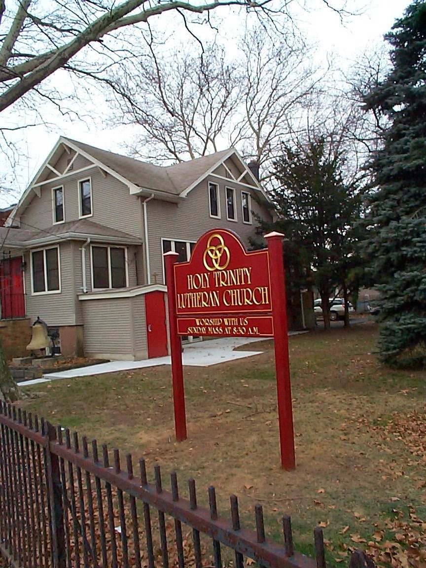 Photo of Holy Trinity Lutheran Church in North Bergen City, New Jersey, United States - 2 Picture of Point of interest, Establishment, Church, Place of worship