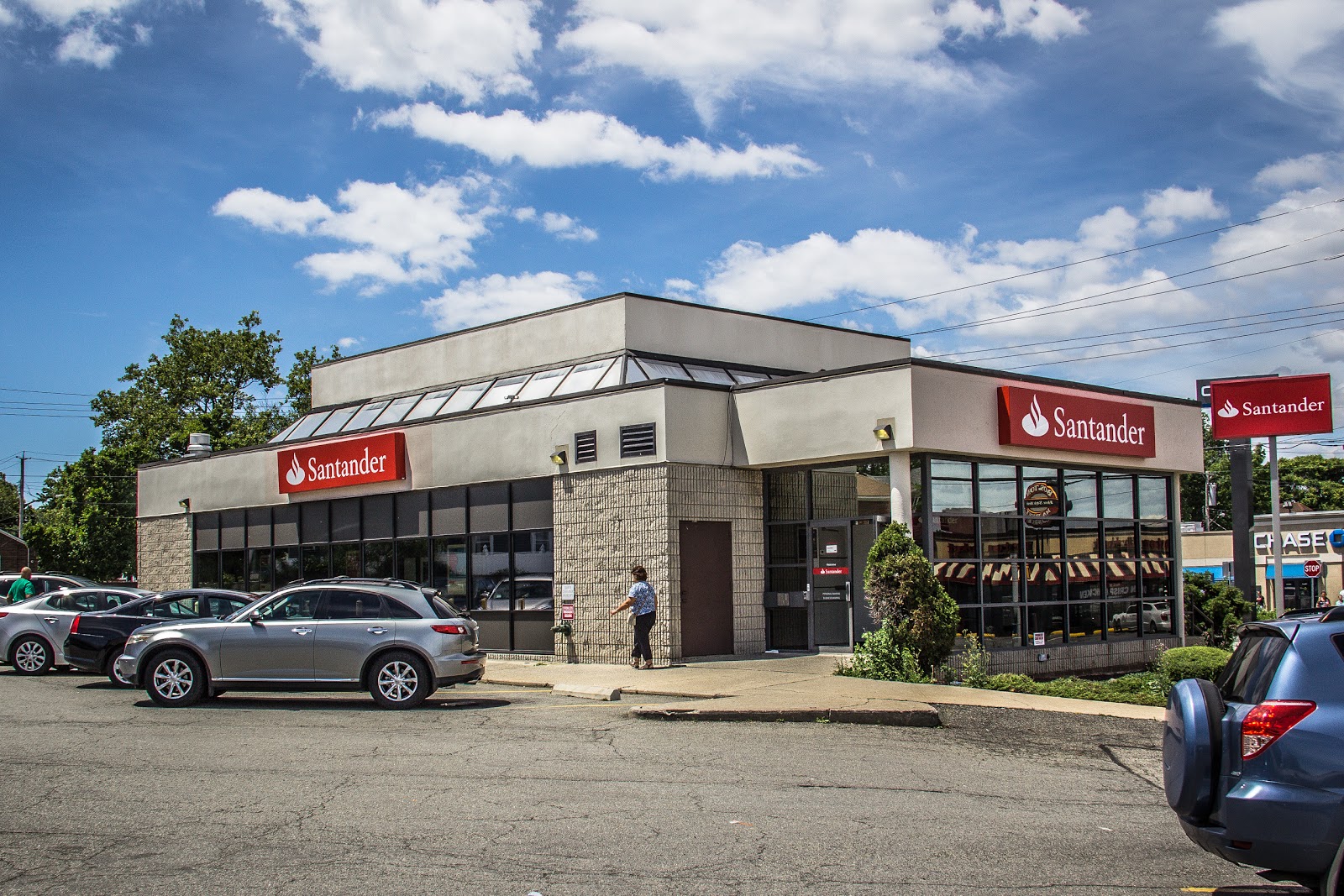 Photo of Santander Bank in Richmond City, New York, United States - 1 Picture of Point of interest, Establishment, Finance, Bank, Insurance agency