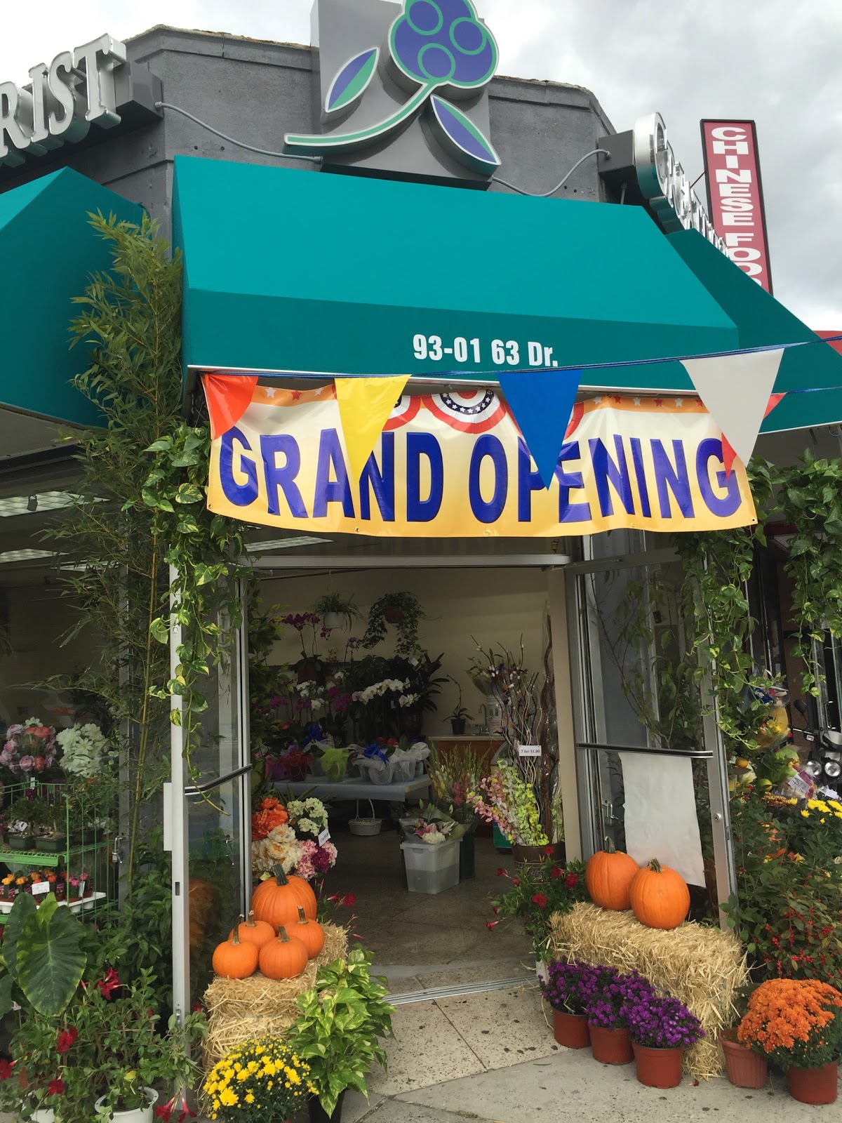 Photo of Creative Florist in Rego Park City, New York, United States - 2 Picture of Point of interest, Establishment, Store, Florist