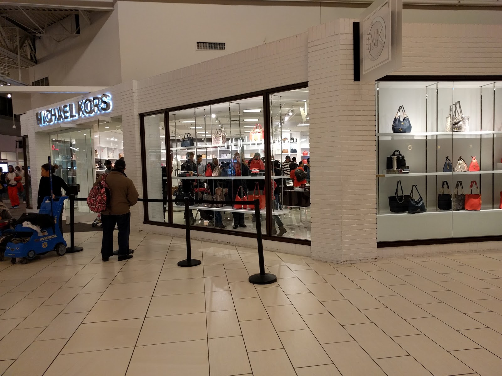 Photo of Michael Kors in Elizabeth City, New Jersey, United States - 2 Picture of Point of interest, Establishment, Store, Jewelry store, Clothing store, Shoe store