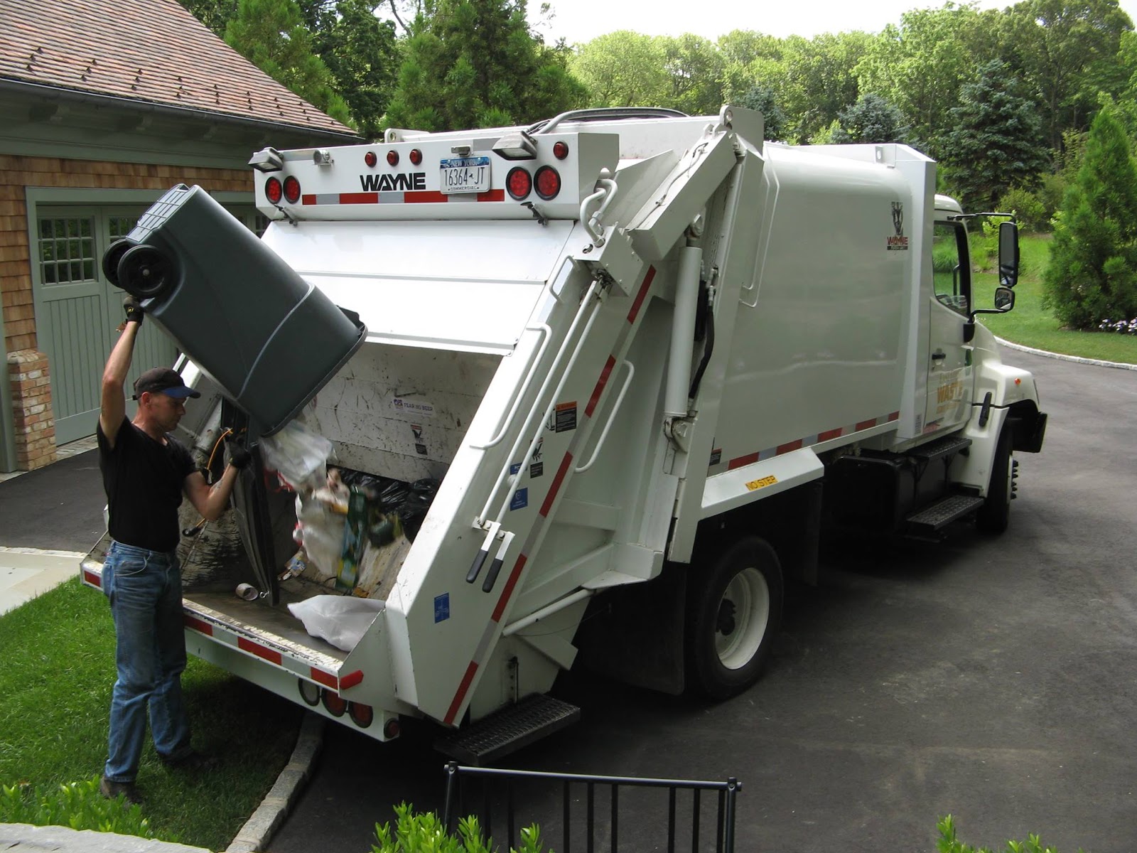 Photo of East Coast Waste Services in Glen Cove City, New York, United States - 1 Picture of Point of interest, Establishment