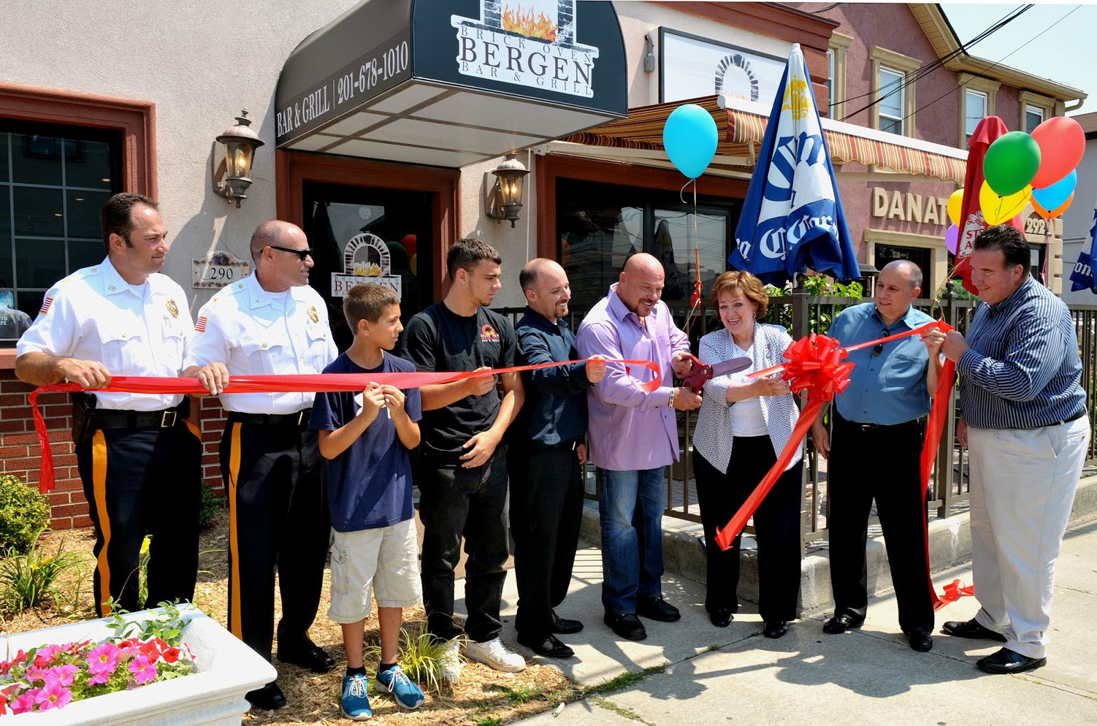 Photo of Bergen Brick Oven Bar & Grill in South Hackensack City, New Jersey, United States - 3 Picture of Restaurant, Food, Point of interest, Establishment, Meal takeaway, Bar