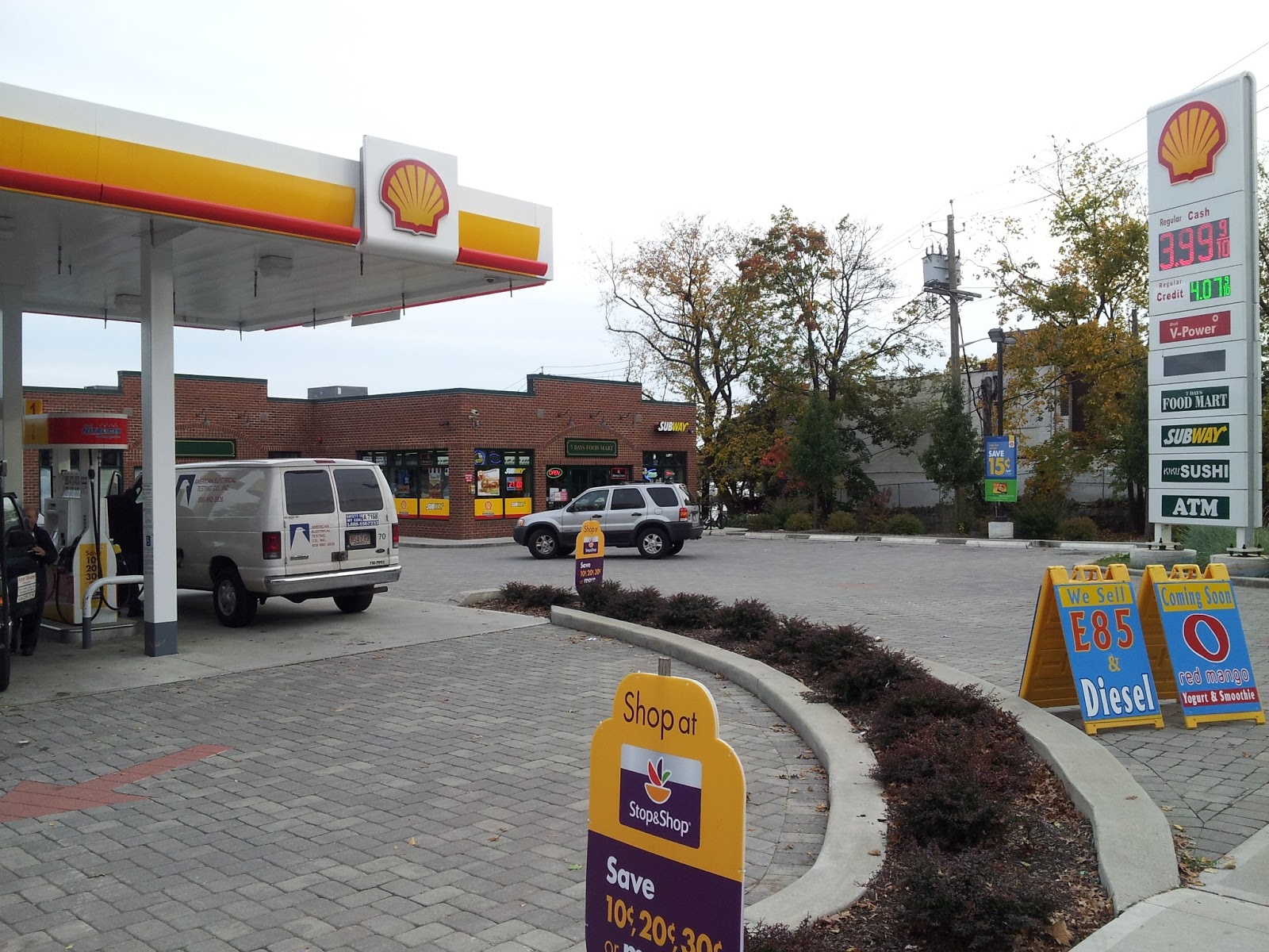 Photo of 7days gas & food mart in New Rochelle City, New York, United States - 2 Picture of Food, Point of interest, Establishment, Store, Gas station, Convenience store