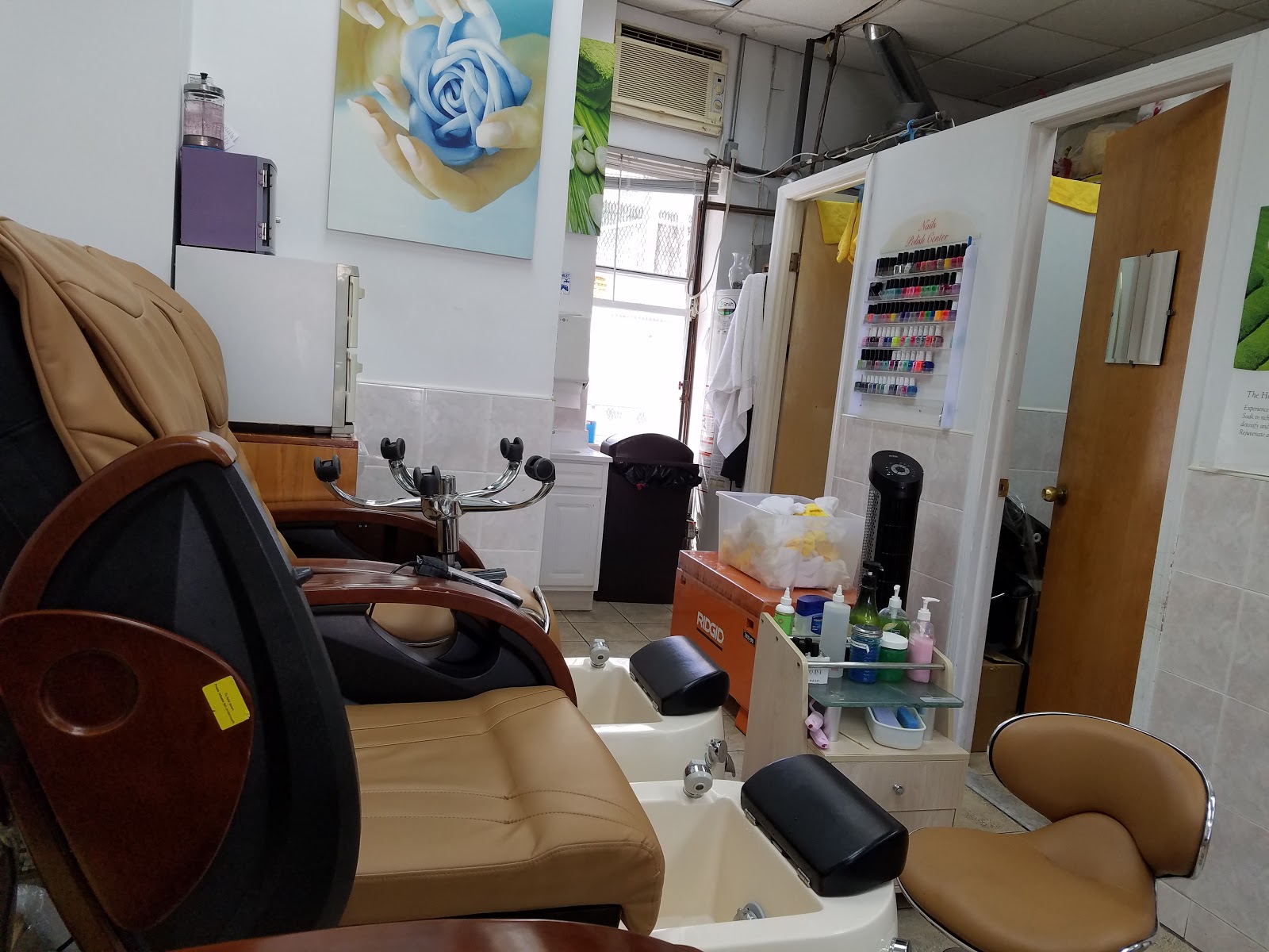 Photo of Forest Creative Nail Inc in Richmond City, New York, United States - 2 Picture of Point of interest, Establishment, Beauty salon, Hair care