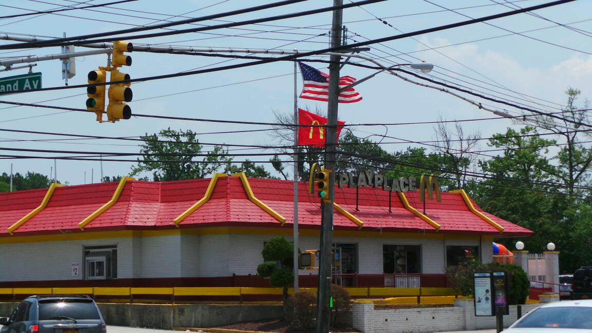 Photo of McDonald's in Staten Island City, New York, United States - 1 Picture of Restaurant, Food, Point of interest, Establishment
