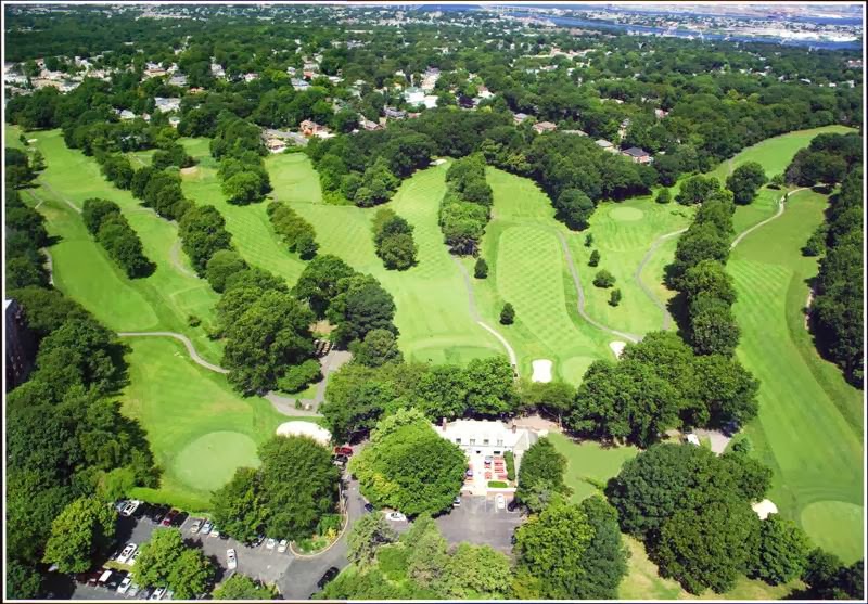 Photo of Silver Lake Golf Course in Staten Island City, New York, United States - 1 Picture of Point of interest, Establishment, Bar