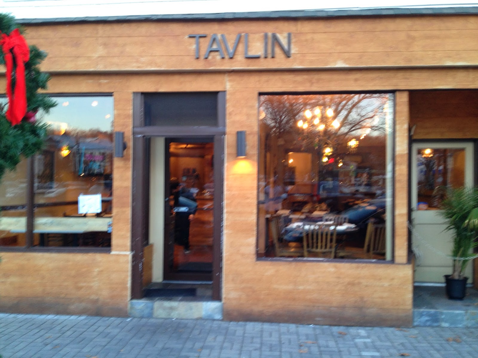 Photo of Tavlin Restaurant in Tenafly City, New Jersey, United States - 3 Picture of Restaurant, Food, Point of interest, Establishment