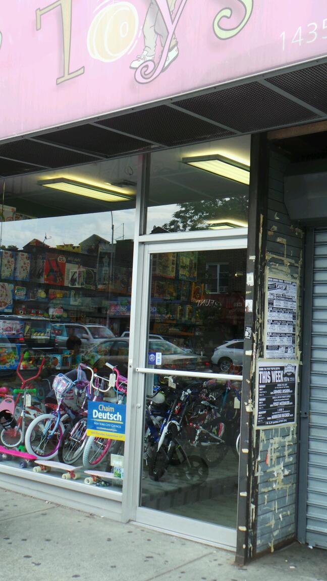 Photo of Totally Toys in Kings County City, New York, United States - 2 Picture of Point of interest, Establishment, Store