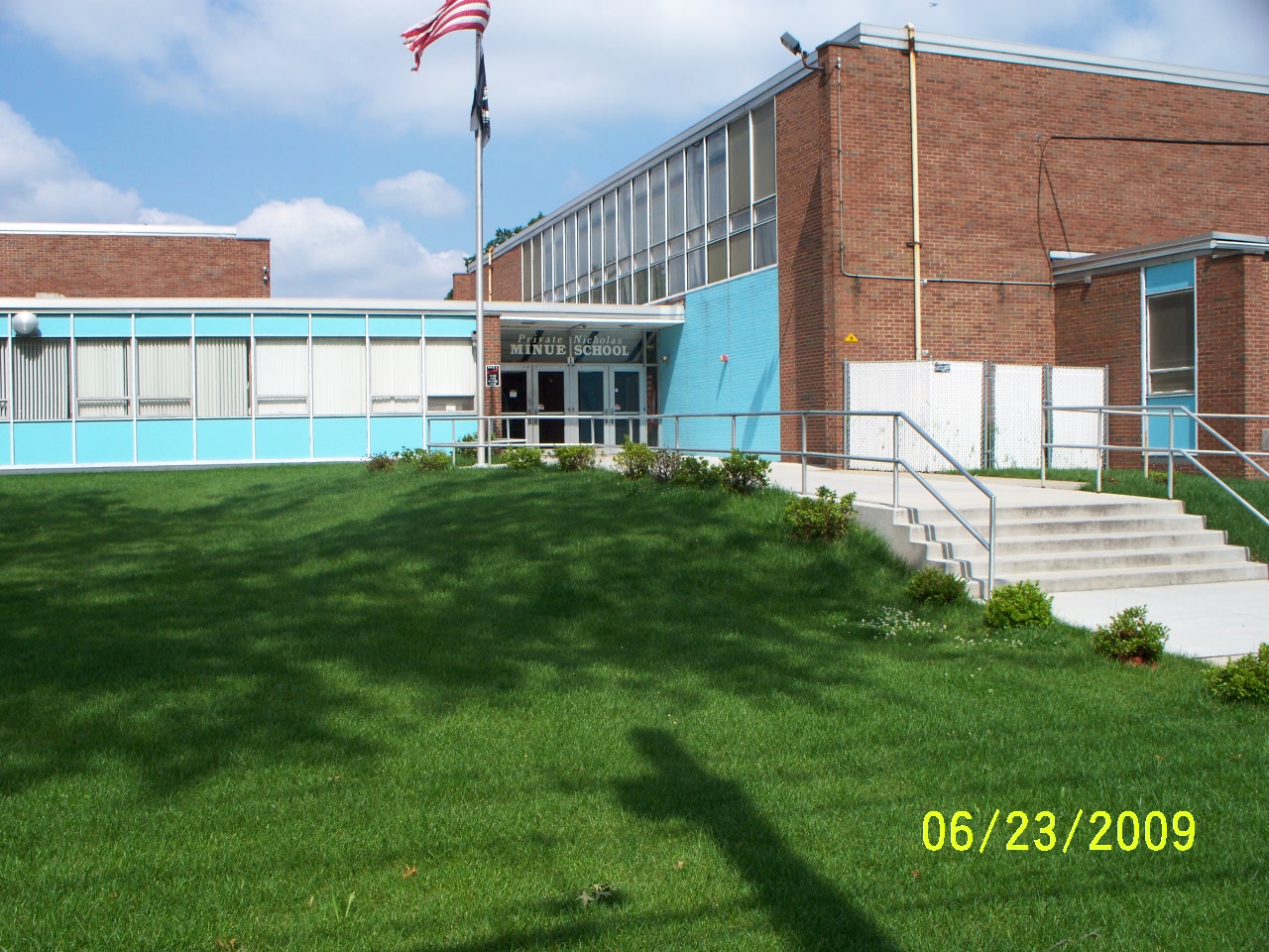 Photo of Pvt Nicholas Minue School in Carteret City, New Jersey, United States - 1 Picture of Point of interest, Establishment, School
