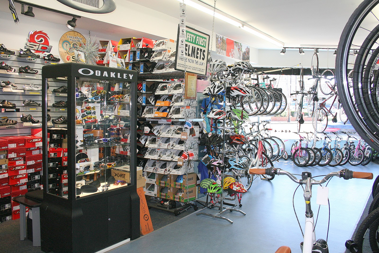 Photo of Bikeworks in Greenvale City, New York, United States - 1 Picture of Point of interest, Establishment, Store, Bicycle store