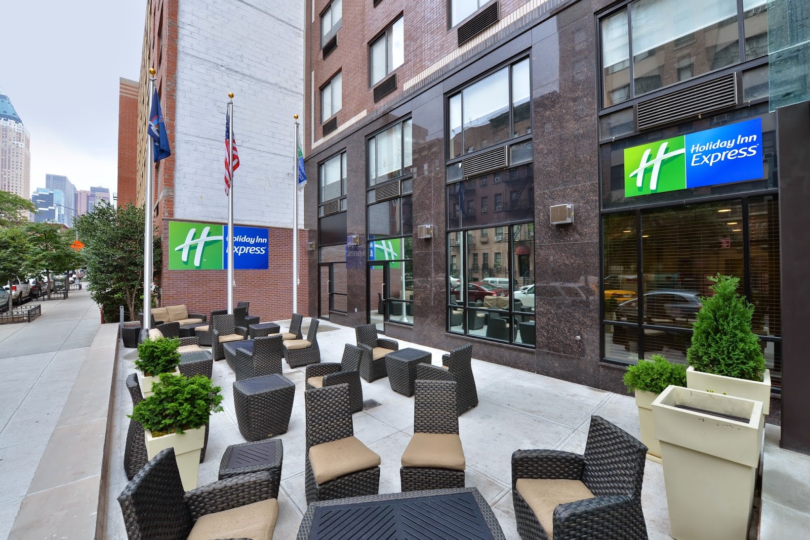 Photo of Holiday Inn Express Manhattan West Side in New York City, New York, United States - 2 Picture of Point of interest, Establishment, Lodging